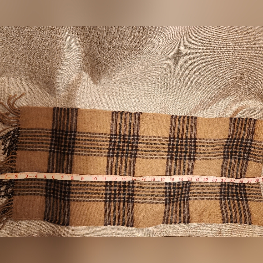 Fine Woollens Beige & Brown Plaid Lambs Wool Scarf Made In Scotland Unisex - Picture 5 of 9